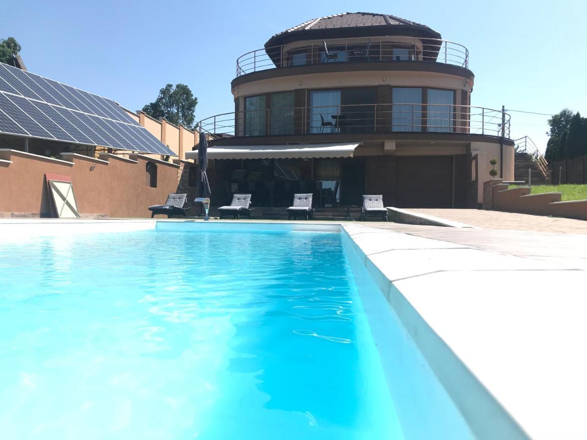Royal Villa קסזטלי מראה חיצוני תמונה