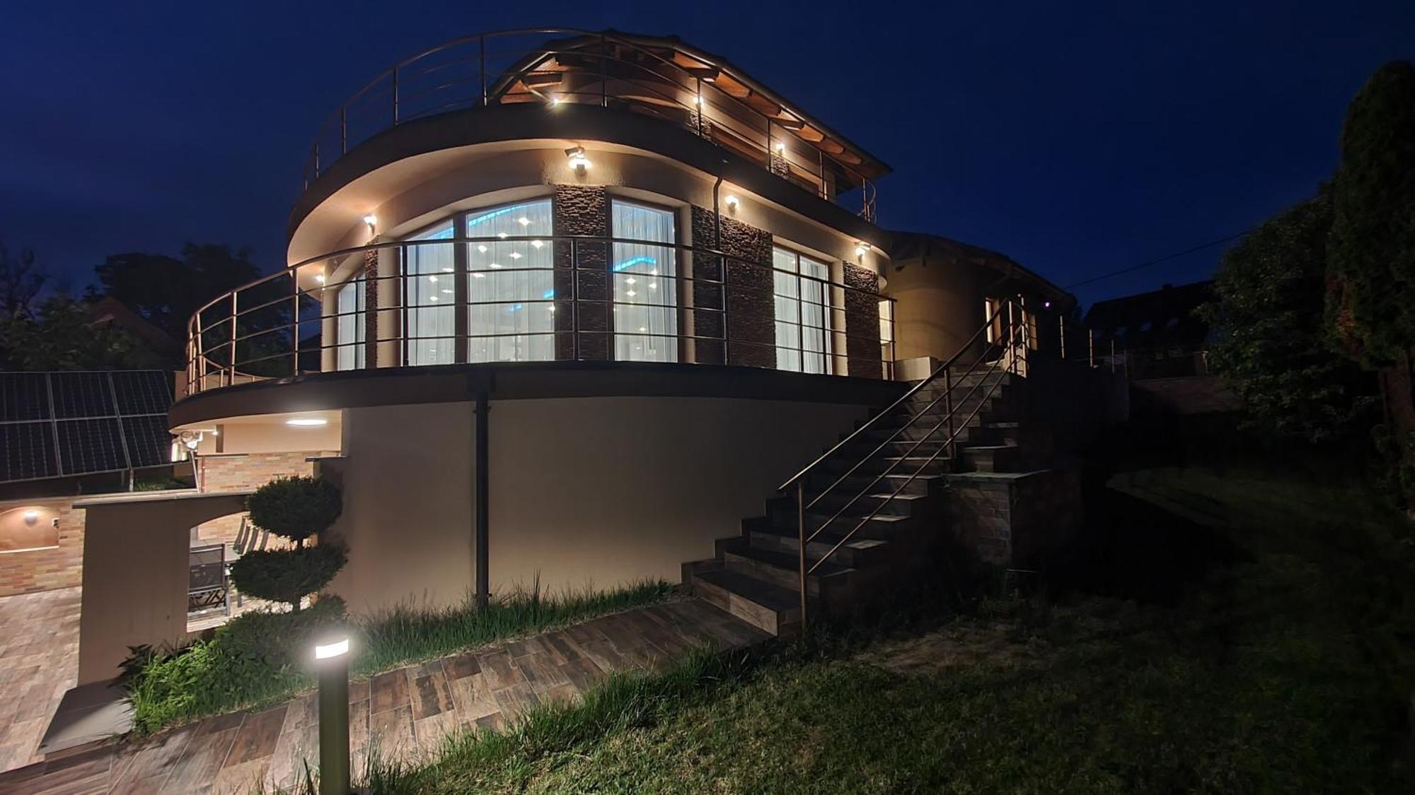 Royal Villa קסזטלי מראה חיצוני תמונה