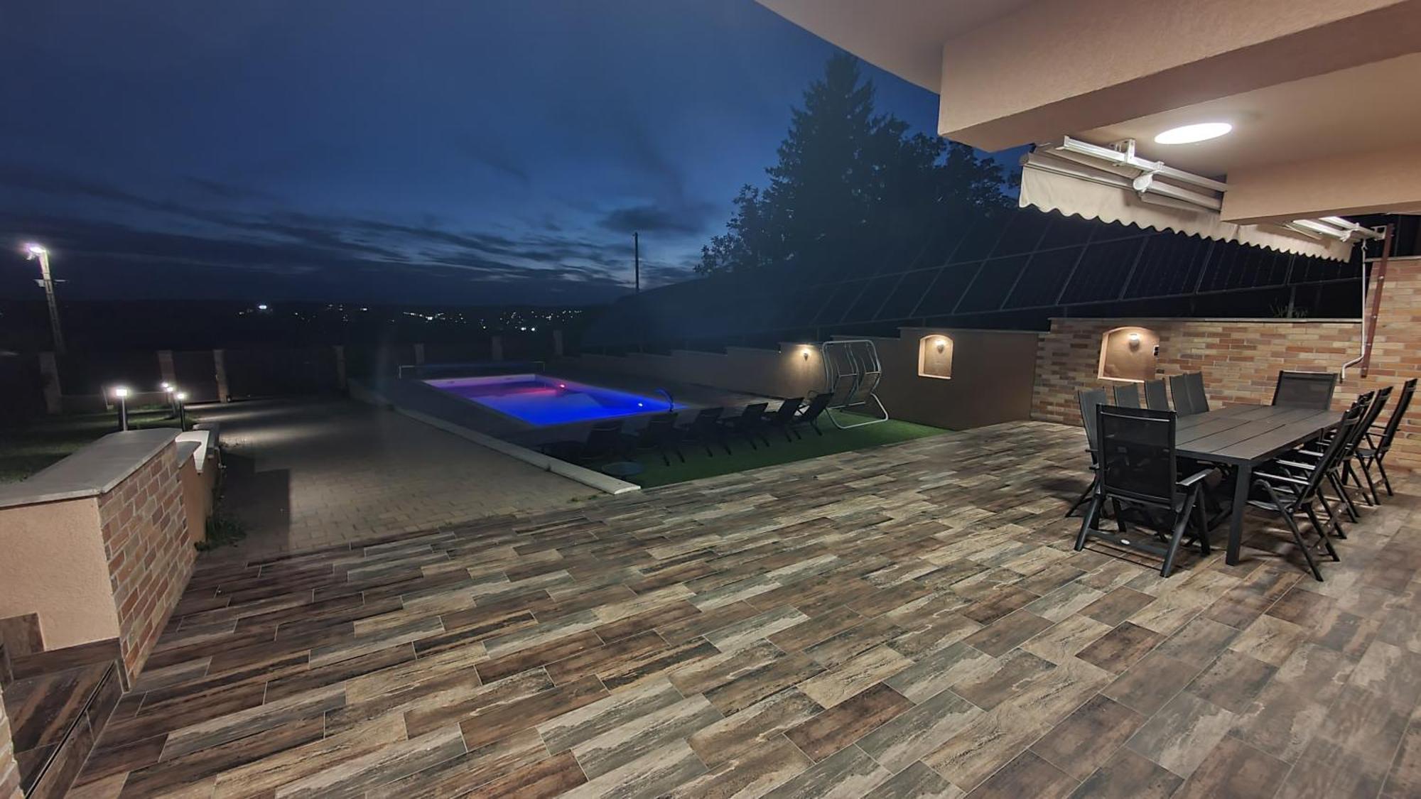 Royal Villa קסזטלי מראה חיצוני תמונה